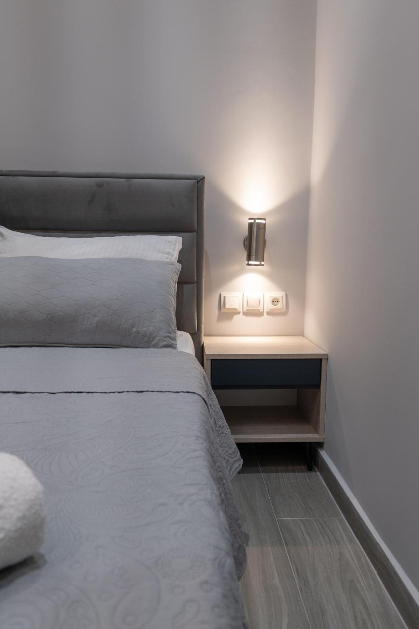 Hotel Porti Sarandë エクステリア 写真