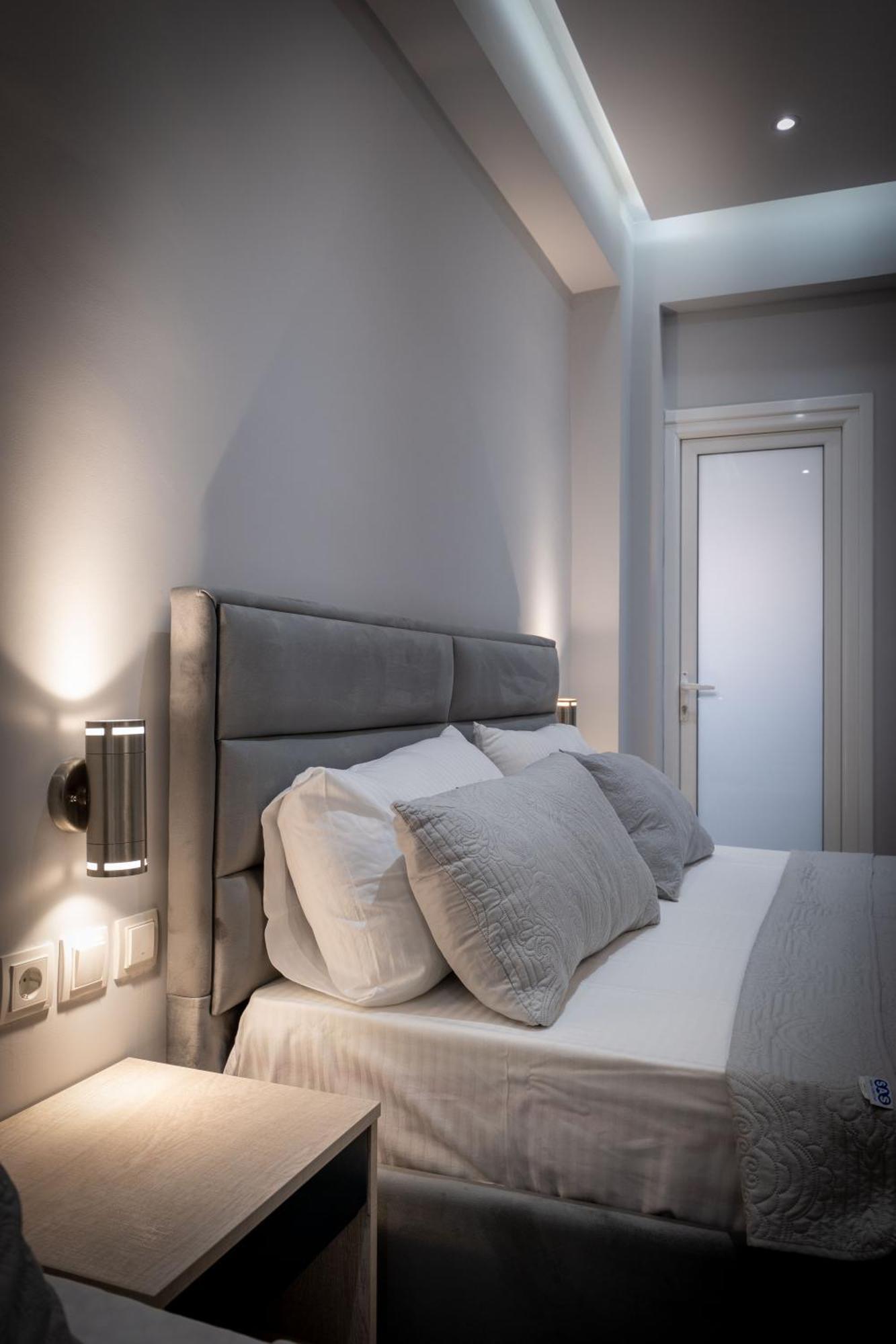 Hotel Porti Sarandë エクステリア 写真