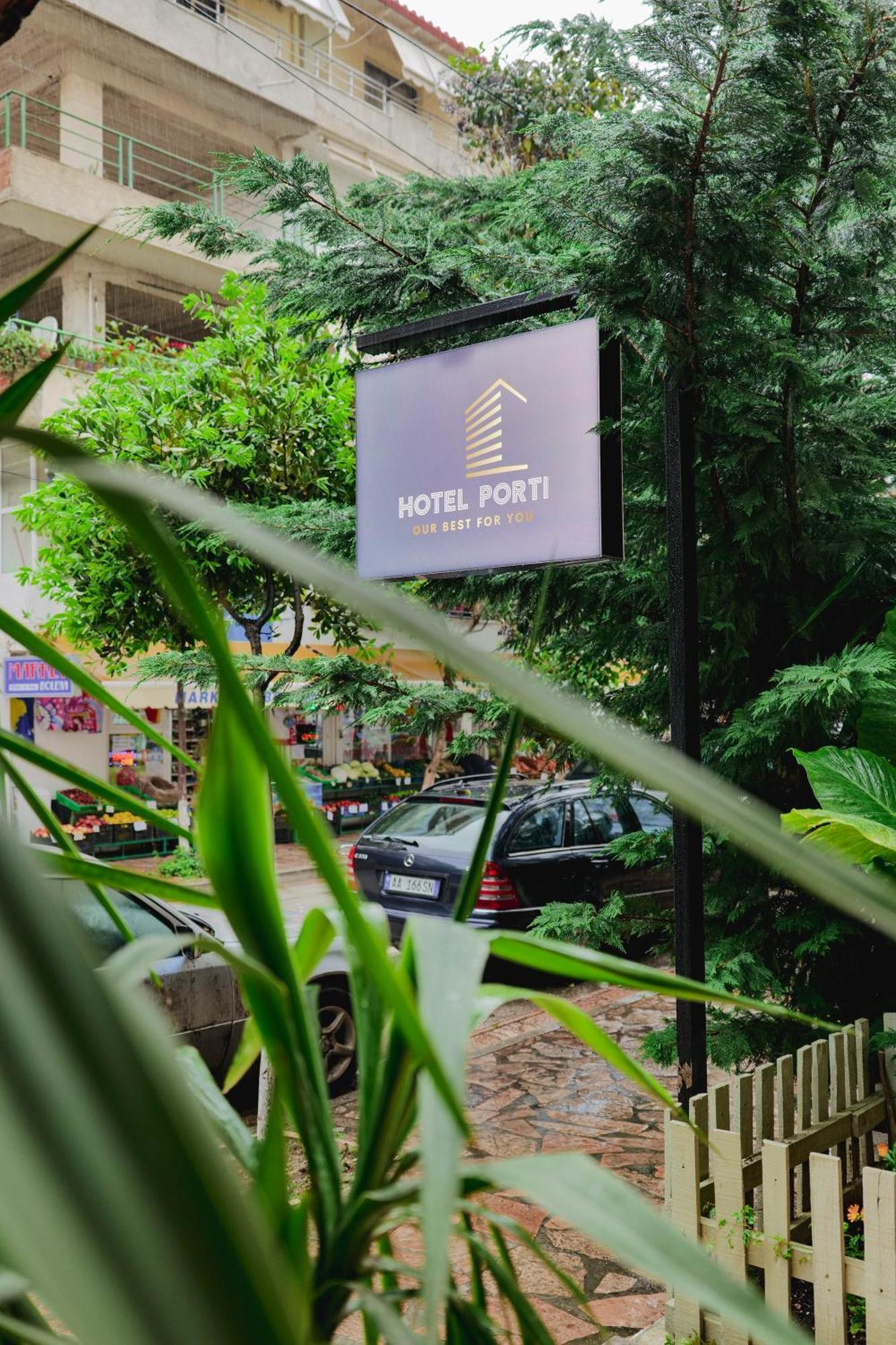 Hotel Porti Sarandë エクステリア 写真