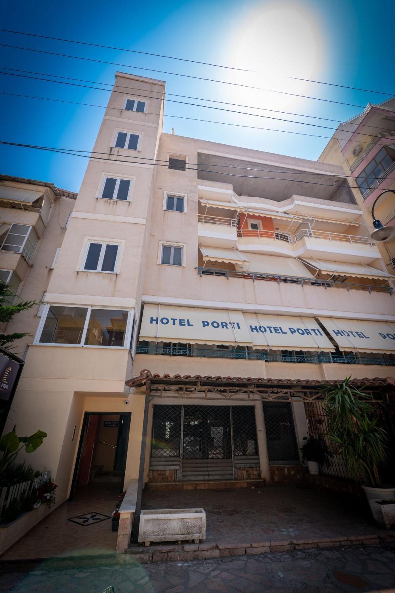 Hotel Porti Sarandë エクステリア 写真