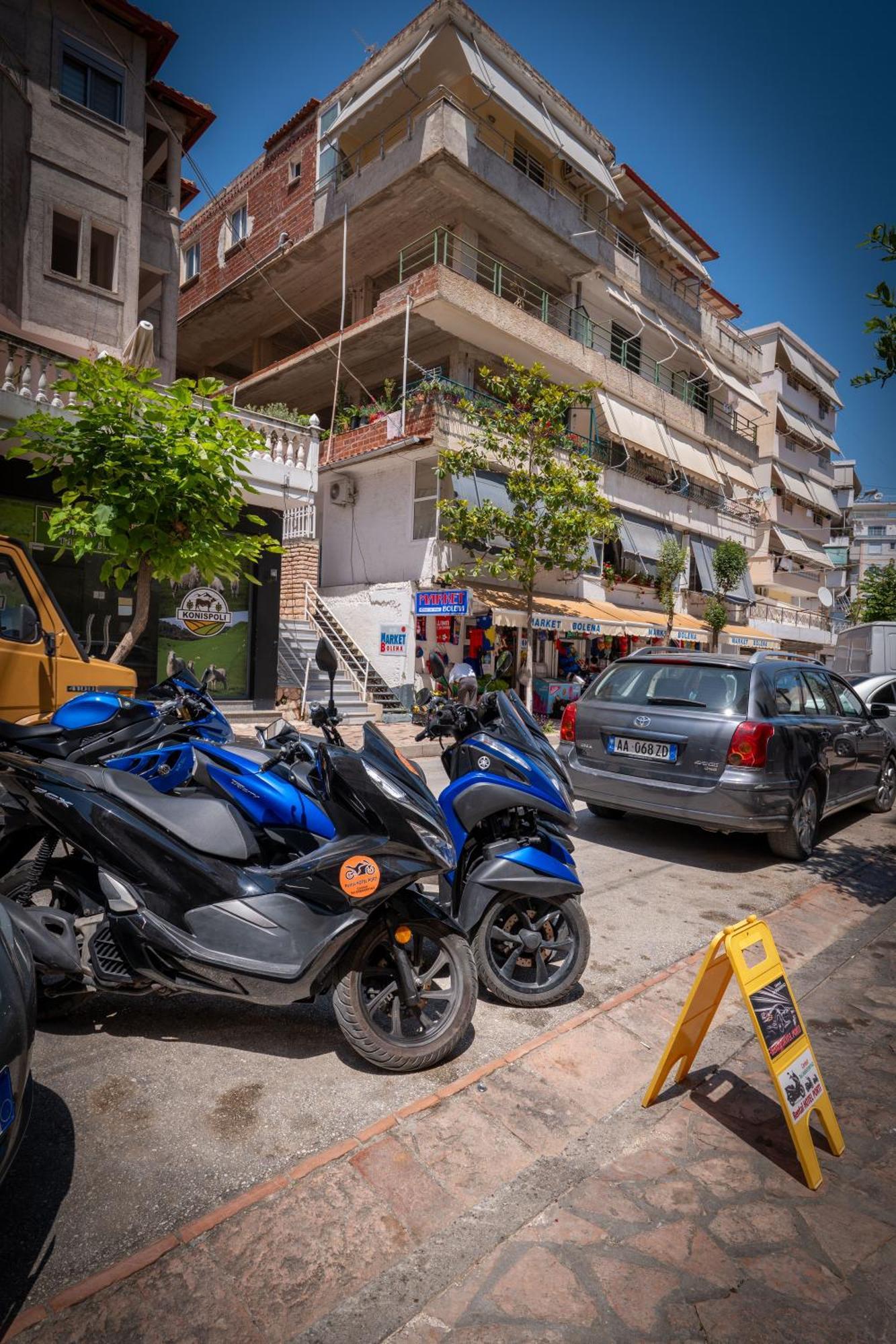 Hotel Porti Sarandë エクステリア 写真